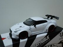 ★MINI GT 1/64　LB Works Nissan GT-R　　LB ワークス ニッサン GT-R　　マットホワイト★_画像4
