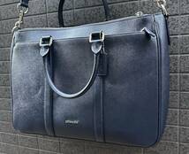 ◆モデル出品◆新品 COACH ペリー メトロポリタン クロスグレインレザー 2WAY ビジネス トート 大容量バッグ 紺 定価10万円 ＋ベルト付_画像5