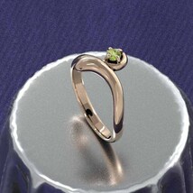 k18ピンクゴールド 指輪 1粒 石 ペリドット 8月誕生石 蛇 スネーク_画像3