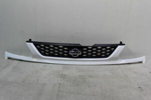 * stock disposal price * Serena PC24 previous term original front grille 62310 4N010 (5345)