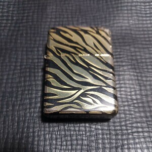 ZIPPO　アーマーケース　ゼブラ柄