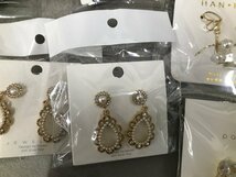 03-25-831 ◎BS【小】 未使用品　アクセサリー レディース ピアス 24点セット まとめ売り アクセ 女の子 女性用 お洒落_画像4