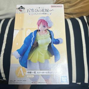 一花の一番くじのフィギュア A賞 五等分の花嫁おまけ缶バッジ