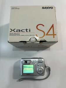 SANYO xacti S4デジタルカメラ ジャンク