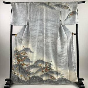 訪問着 身丈163cm 裄丈70.5cm L 袷 草花 山並み 金彩 ぼかし 灰白 正絹 秀品 【中古】