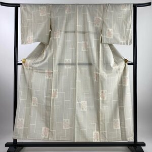 紬 身丈156.5cm 裄丈62cm S 単衣 塩沢絣 証紙 花 亀甲絣 ベージュ 正絹 秀品 【中古】