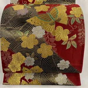 袋帯 美品 秀品 蝶 草花 箔 金糸 えんじ色 六通 正絹 【中古】