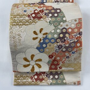 袋帯 秀品 捻じ梅 亀甲 刺繍 金銀糸 クリーム 六通 正絹 【中古】