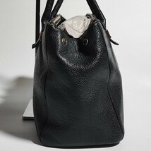 美品 フルラ トートバッグ 本革 シボ革 シュリンクレザー FURLA ブラック 黒 ビジネス ブリーフケース メンズ 大容量 仕事 A4可 肩掛け 鞄_画像5