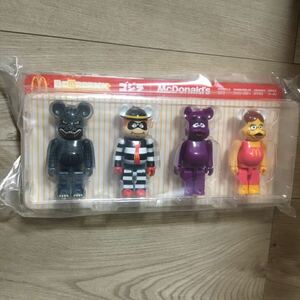 送料無料 ゴジラvsマクドナルド BE@RBRICK ベアブリックコラボ 4体セット マック フィギュア