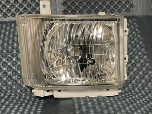 【いすゞ　ISUZU エルフ　フォワード　右ヘッドライト　ハロゲン 24v　】