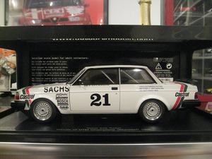 絶版オートアート★希少車1/18ボルボ240ターボ DTM Winner＆champions(Wunstort)1985#21カストロール☆Volvo 240