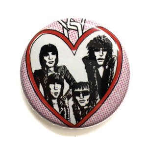 25mm 缶バッジ RAMONES Heart Rocket To Russia Punk R&R