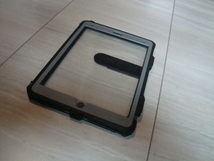 iPad 10.2防水ケース [第8/9世代 IP68防水規格 軽量 耐衝撃 水場 全面保護 アウトドア お風呂 プール] A2198 / A2200 iPad 10.2 (ブラック)_画像7