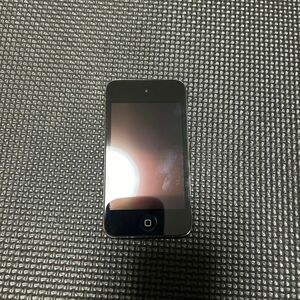 iPod touch 4th 8GB 背面傷あり