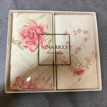 送料無料【Nせ1039】NINA RICCI ハンカチ　ニナリッチ_画像2