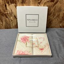 送料無料【Nせ1039】NINA RICCI ハンカチ　ニナリッチ_画像1