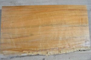 長33*幅17-19*厚1.5　桜2の木材木工材,一枚板DIY銘木花台　プレート　まな板　杢　　サクラ