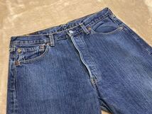 希少！ほぼデッド 90's 1999年【EURO Levi's】リーバイス501 スペイン製 当時物 ユーズド加工 インディゴ デニムパンツ/ジーンズ 濃青 W34_画像5