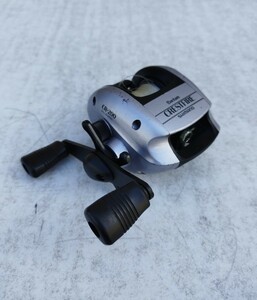 SHIMANO Bantam CRESTFIRE CR-200 小型ベイトキャスティングリール 