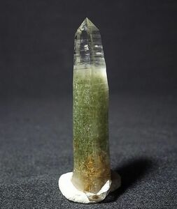 ⑤ 水晶 山梨 黒平 国産 高さ約6.8cm