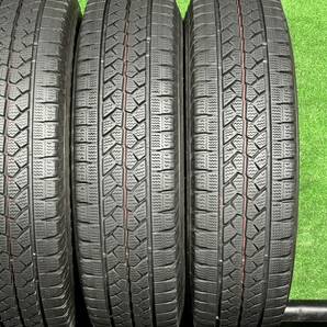 ブリヂストンBLIZAAK VL1 195/80R15 (107/105LLT) 21年製 スタッドレス バリ目！の画像3