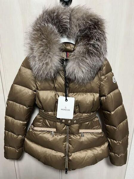 未使用・本物保証☆MONCLER BOED ボエ ダウンジャケット TG2 キャメル色 人気モデル