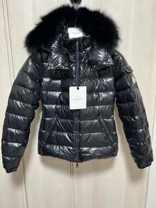 未使用・本物保証☆MONCLER BADYFUR バディファー ブルーフォックスファー ダウンジャケット TG1 ブラック色 黒色 人気モデル