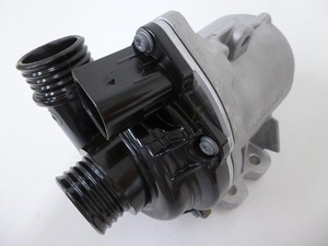 BMW　電動ウォーターポンプ 優良品 ＋スクリューセット E87/E90/E60 OE番号：11517586925