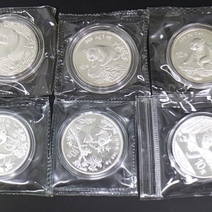 JT3w29 コイン 中華人民共和国 パンダ銀貨 31枚 60サイズの画像3
