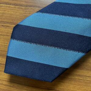 バーバリーロンドン ネクタイ 青×紺 美品 Burberry イタリア製の画像2
