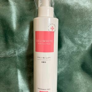 新品　1本　デリホワイト deliwhite デリケートゾーン ソープ200mL