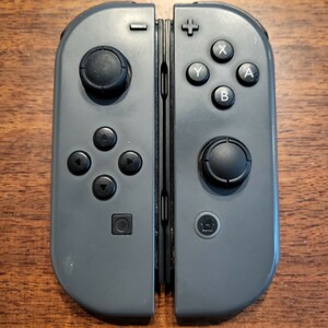 Nintendo Switch　ジョイコン　(L)グレー/(R)グレー