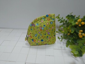 ★★★　ハンドメイド　Ｌ型ポーチ【花柄　グリーン】