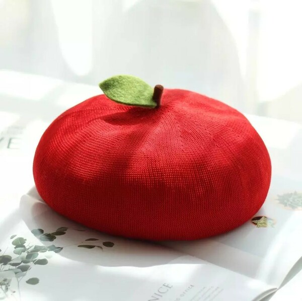 りんご ベレー帽 赤 フルーツ レディース アップル ヘタ付き