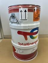 ☆送料無料☆Total トタル　50L 空 ドラム缶 携行缶 ガソリンタンク★燃料タンク★ガレージのオブジェに！　elf_画像1