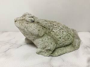 カエル　蛙　置物　石像　全長約26cm　高さ約14.5cm　横約20cm　重さ5.15kg　縁起物　彫刻　庭園　ガーデン　　　　L3.1