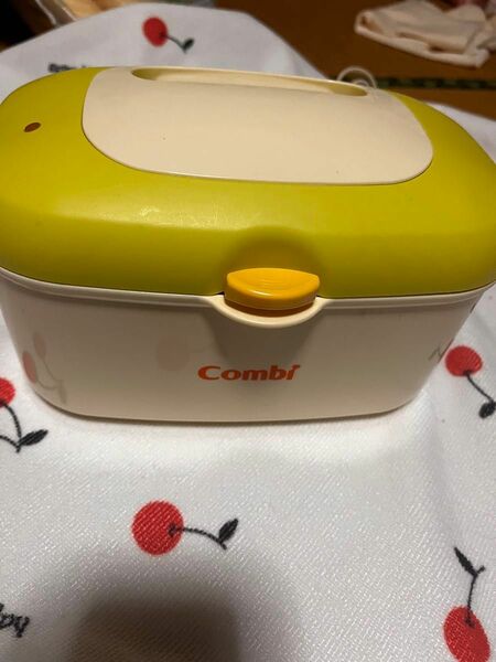 combi おしりふきウォーマー