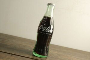 ★【古いジュース瓶】未開封 CocaCola コカコーラ 190ml コレクション レトロ 空き瓶 空き ビン空瓶 昭和レトロ ys144