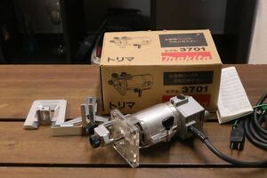 ☆Makita マキタ トリマ モデル3701 ガイド付き 透明ベースで刃先がみやすい 電動工具 Ma1608*