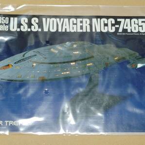 ◆【絶版、未開封】 バンダイ 1/850スケール U.S.S.ヴォイジャー NCC-74656 スタートレック ◆U.S.S. Voyager Star Trek: Voyager の画像9