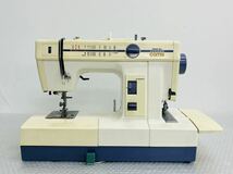 I♪ 通電品 JANOME COMBI ジャノメ コンビ 2200 SX ミシン 裁縫 手工芸 付属品 ケース付き_画像2