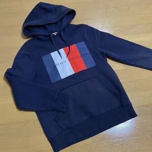 TOMMY HILFIGER トミーヒルフィガー サイズ M ビッグロゴデザイン フーデットプルオーバーパーカー ネイビー