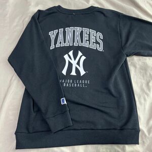 MLB ニューヨーク ヤンキース NY ミニ裏毛 裏毛 トレーナー 160cm 新品 未使用 黒 ブラック バックプリント 刺繍 