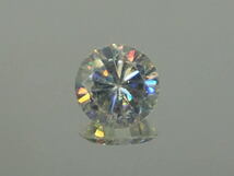 【24601】虹色のスペクトル光を放つ合成ルチル（チタニア）ルース1.60ct　_画像1