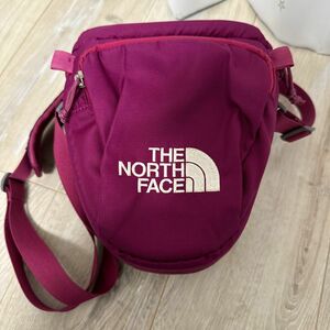 THE NORTH FACEカメラバック　ピンク