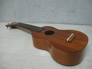 Famous UKULELE FS-5G ソプラノウクレレ パイナップル型