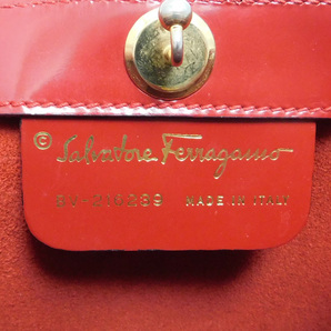 美品Ferragamoフェラガモ ハンドバッグ ミニトートバッグ ポーチ付き レザー 赤 イタリア製の画像10