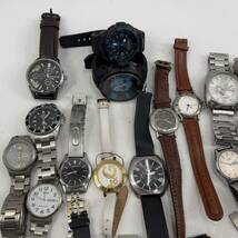 まとめ売り ファッション メーカー ブランド 腕時計 Paul Smith Nixon DIESEL FOSSIL TECHNOS ELGIN SWISS MILITARY D&G 色々 50本_画像2