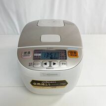 象印 ZOJIRUSHI マイコン炊飯ジャー NL-BB05C 2018年製 0.54L 100V 495W 中古品 動作確認済 50/60Hz 現状品3合炊き 極め炊き 炊飯器 _画像1